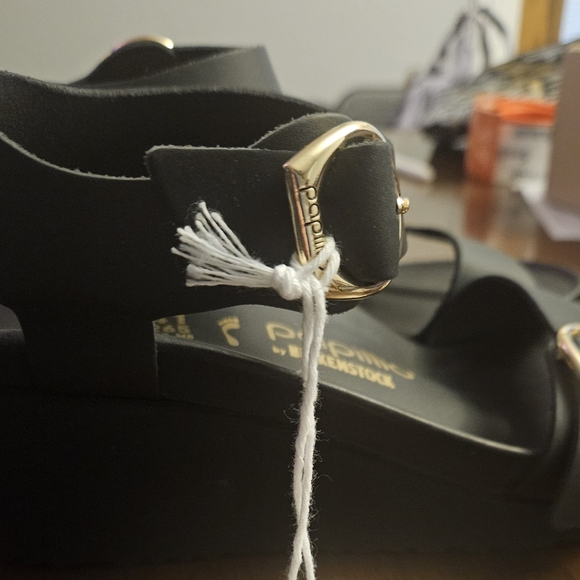 Birkenstocks Papillio.  Womens 41, Narrow Fit,  Size 10 - Picture 3 of 5